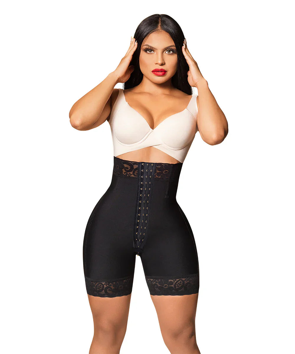 FAJA SHORT CONTROL DE ABDOMEN CON BROCHES